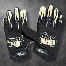 Load image into Gallery viewer, WR Camo Flame Gloves
